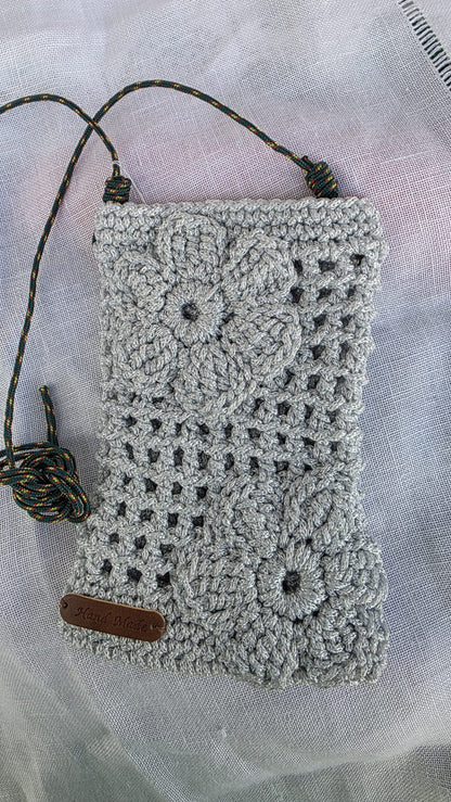 Bolso de ganchillo portamóvil