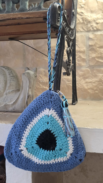 Bolso de ganchillo en hilo