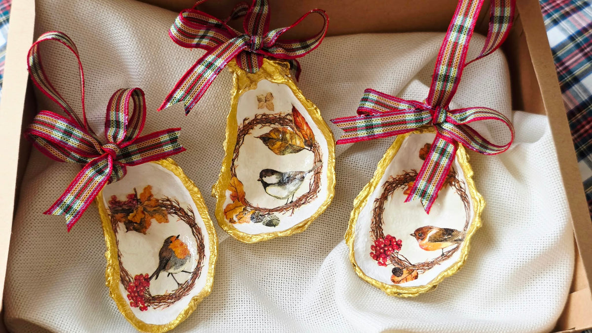 ADORNOS NAVIDEÑOS CON CONCHAS DE OSTIONES